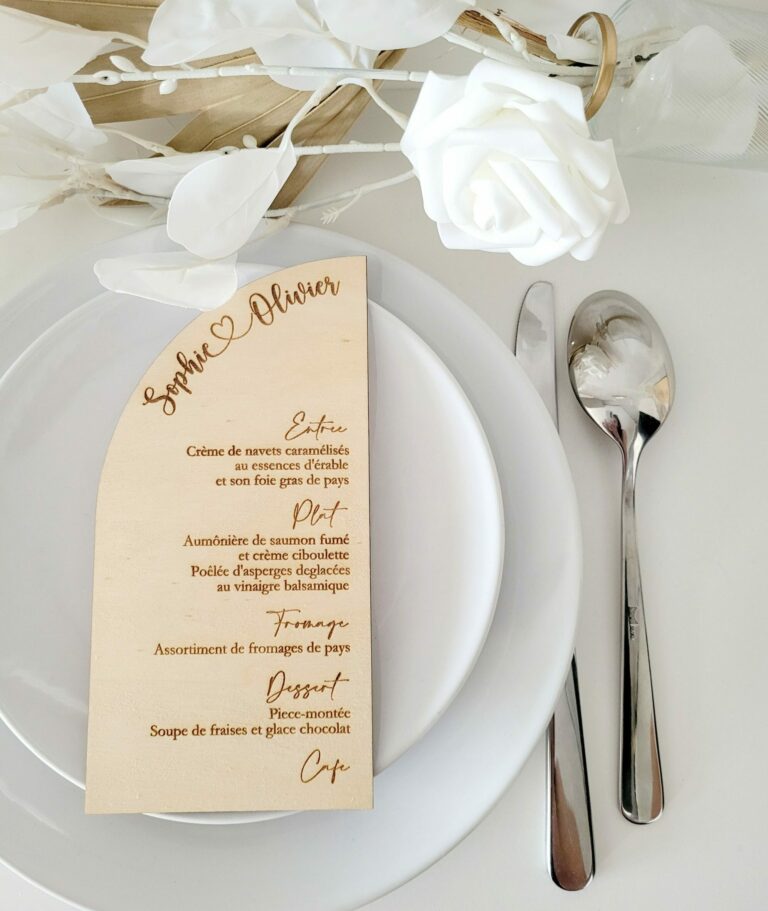 Menu bois mariage personnalisé