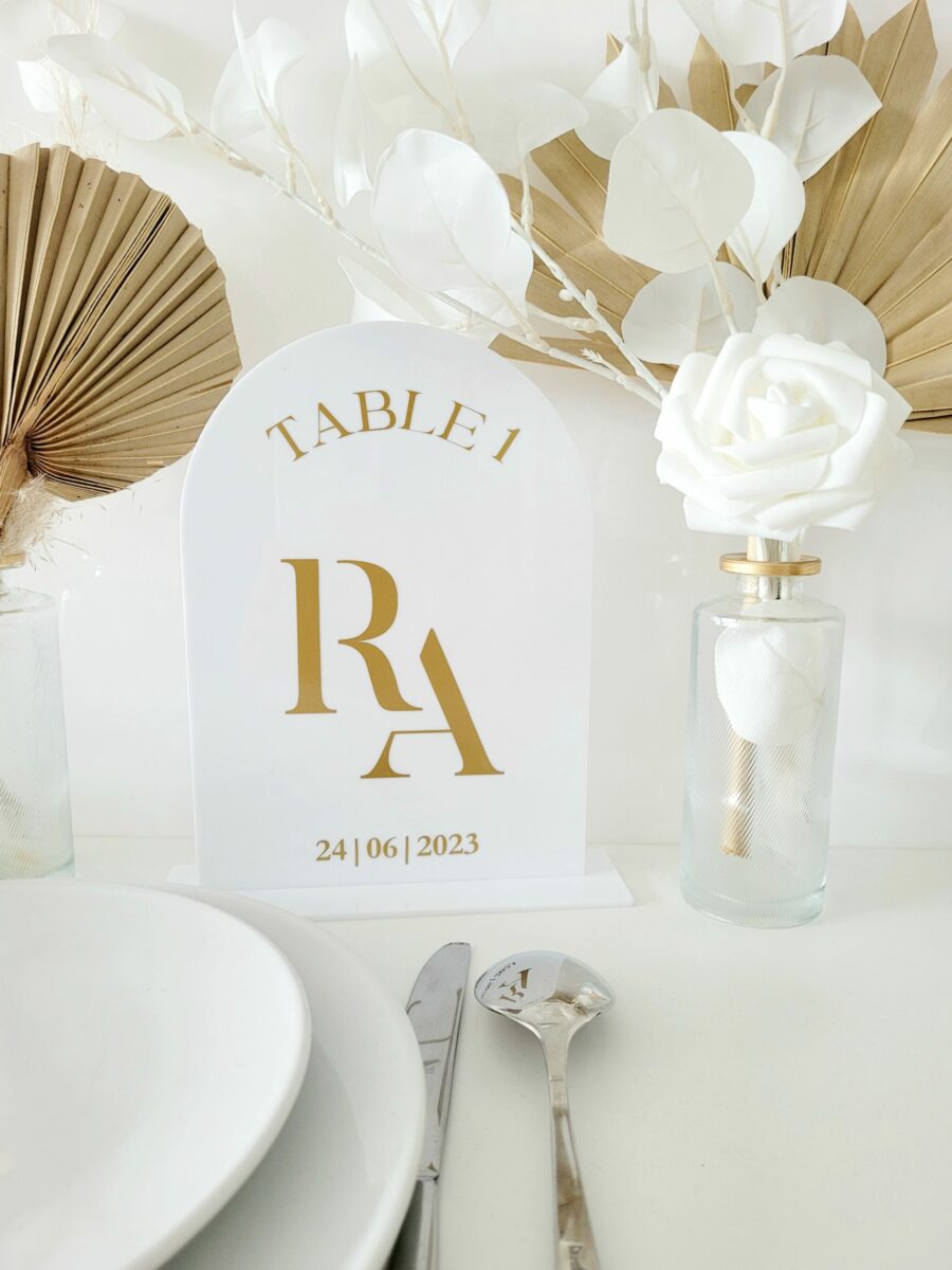 Numéro de table blanc mariage personnalisé