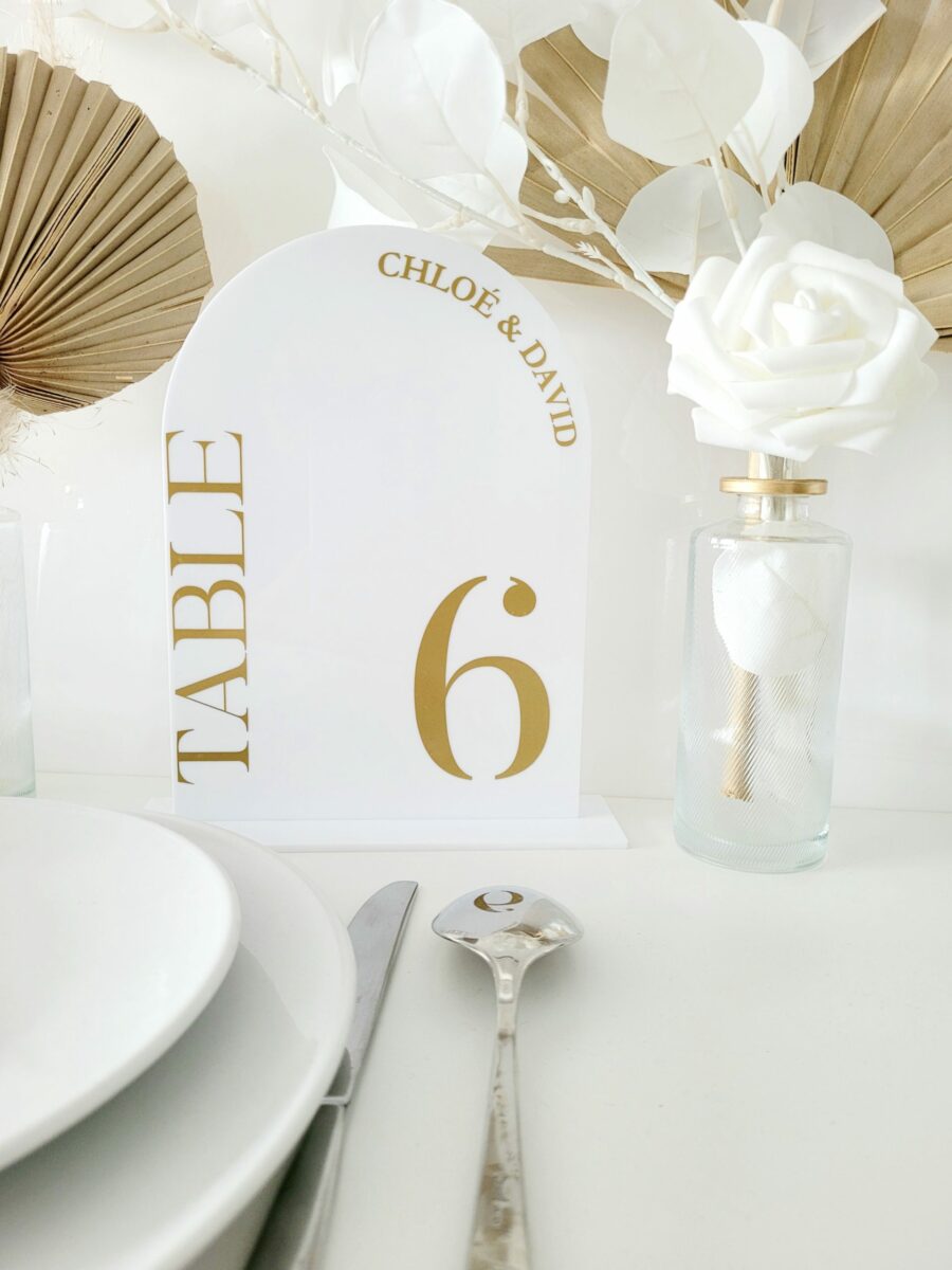 Numéro de table blanc mariage personnalisé