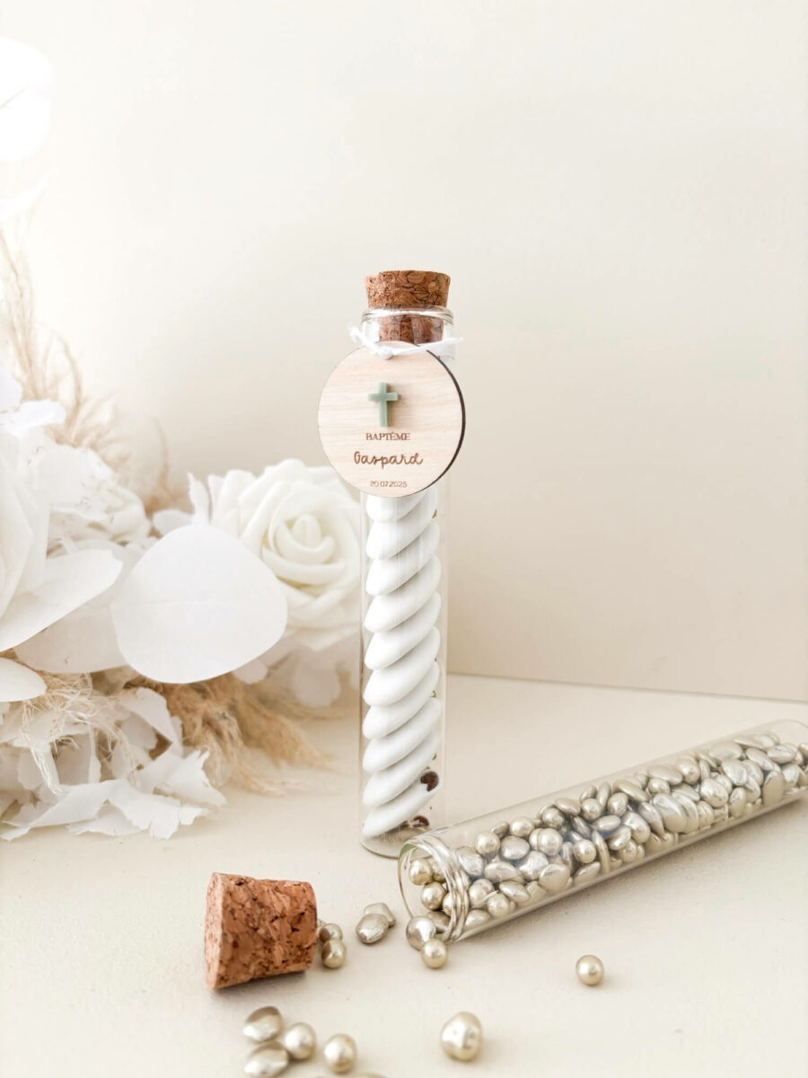 Etiquette cadeaux invités personnalisée
