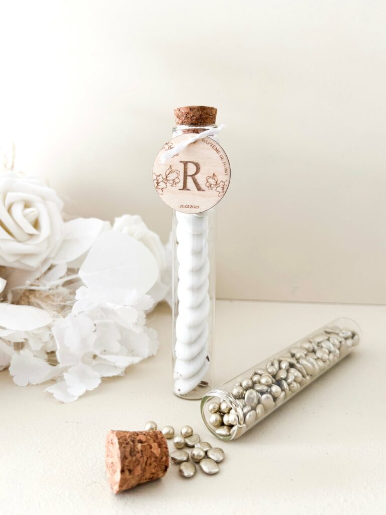 Etiquette cadeaux invités personnalisée