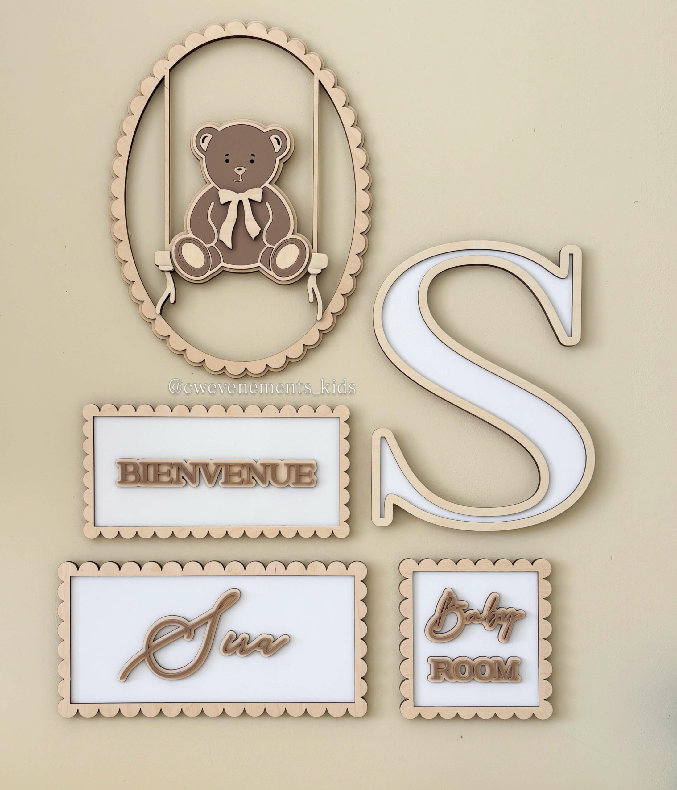 Décoration Murale Bébé en Bois – Cadre Ourson Personnalisé