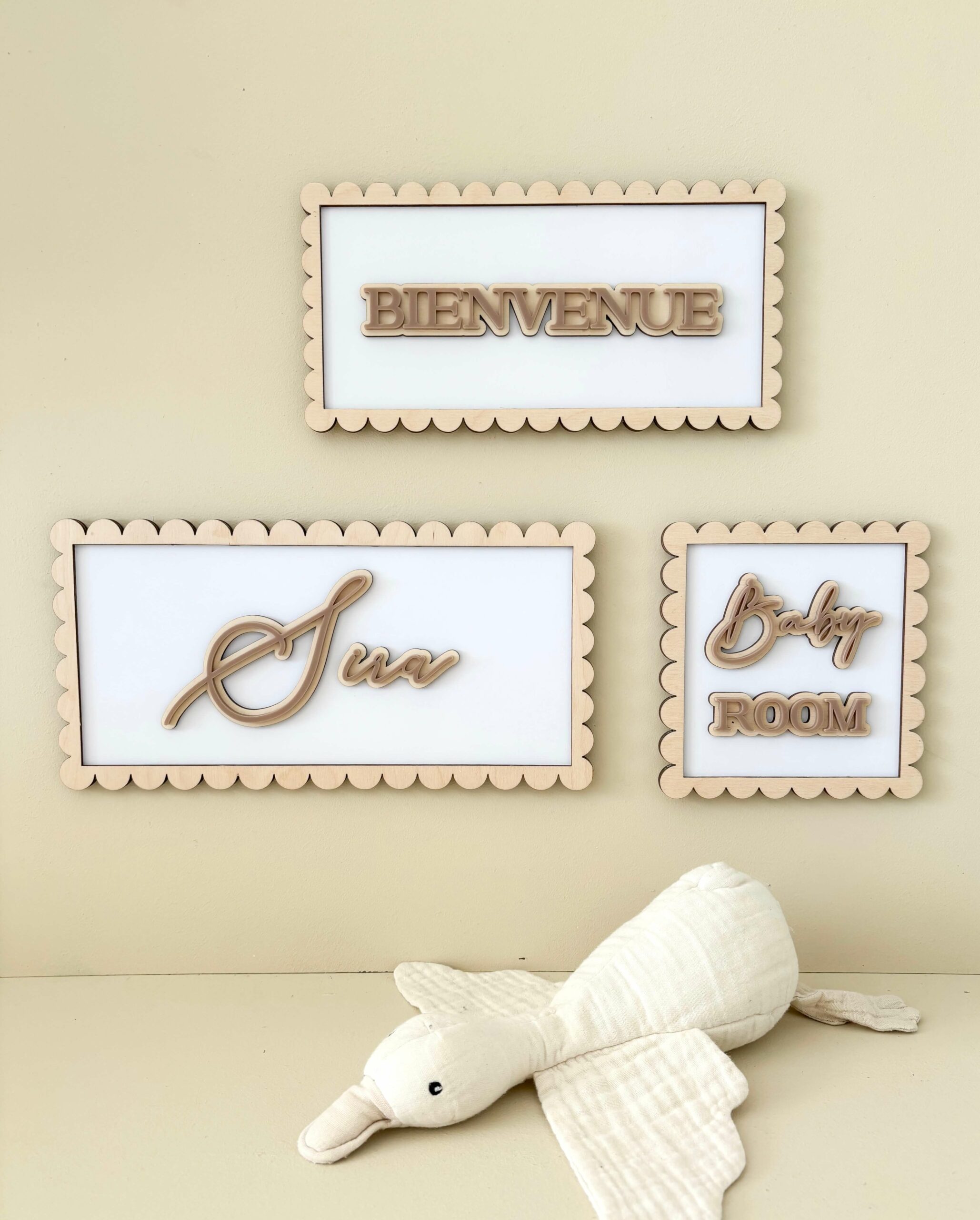 Décoration Murale Bébé en Bois – Cadre Ourson Personnalisé